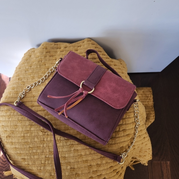 Mint condition small purse - Picture 2 of 6